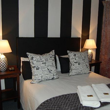 7 Cities Guesthouse คราด็อค ภายนอก รูปภาพ